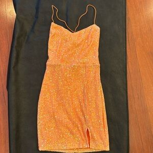XS- Worn once- Excellent used condition- small straps with crisscrossed back.